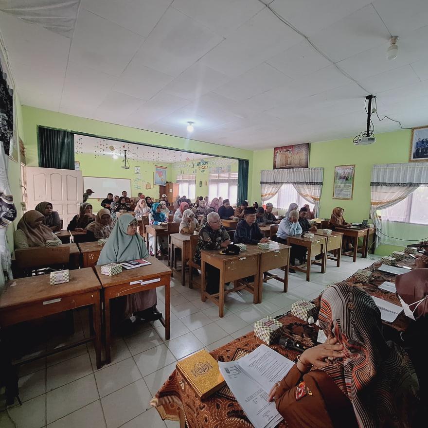 Musyawarah Nagari tentang Pembentukan Tim Pembina Posyandu dan Kepengurusan Posyandu dan Kader